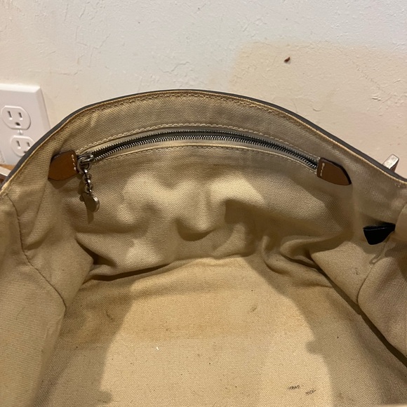 Vintage Chic Brown Leather Bag - Picture 5 of 6